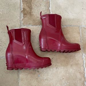Sorel red Joan wedge Chelsea rain boot